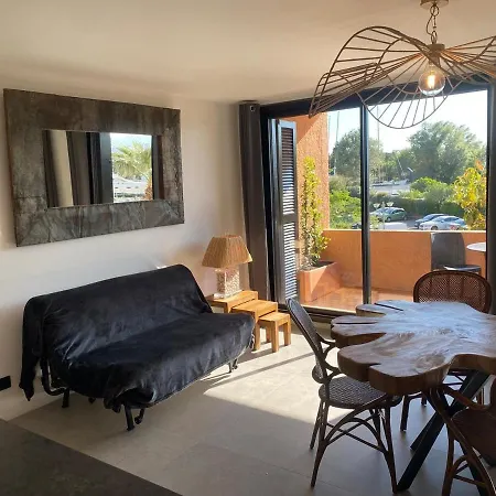 Marinesappartement, Et Soleil סן טרופז